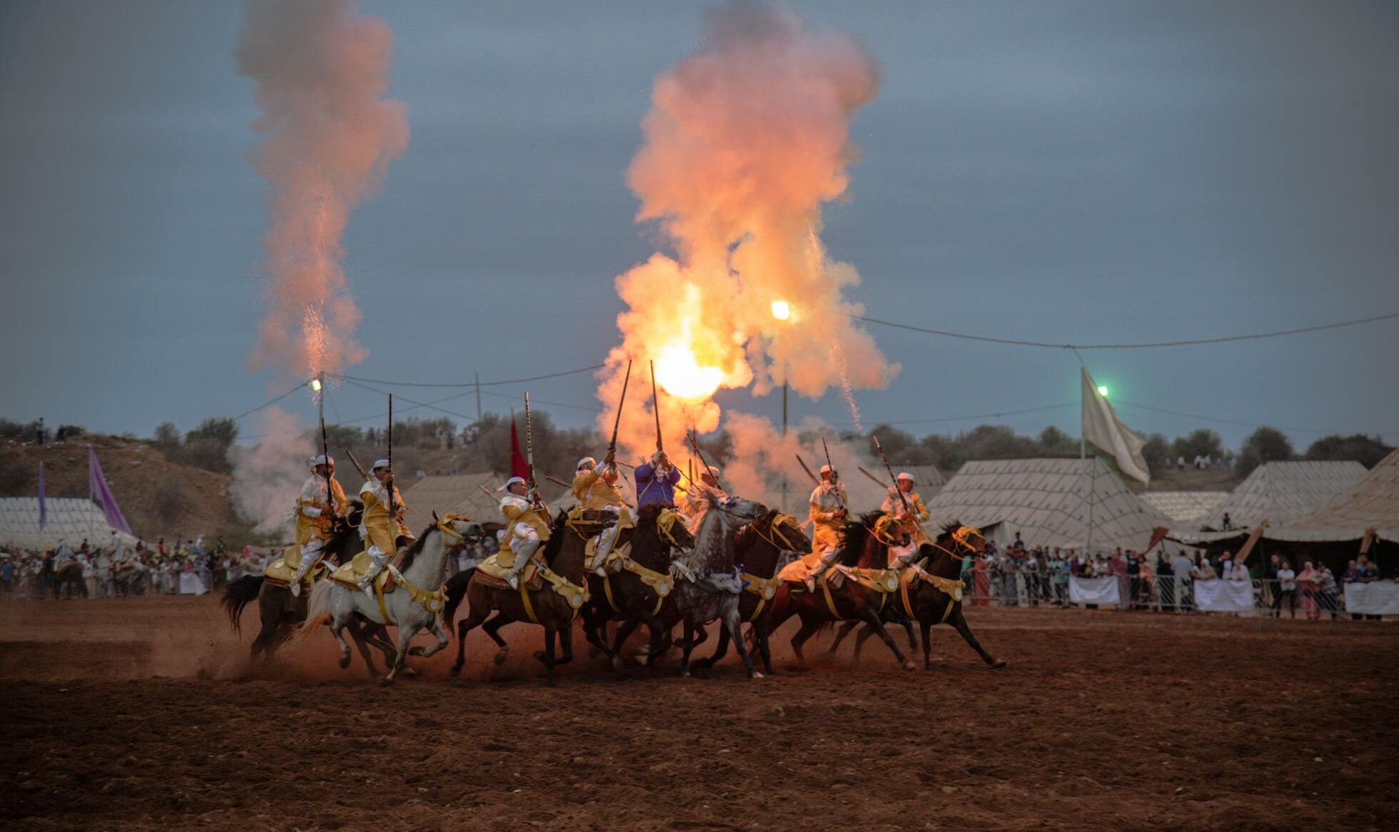 free-photo-of-traditional-fantasia-festival-in-rabat (2)